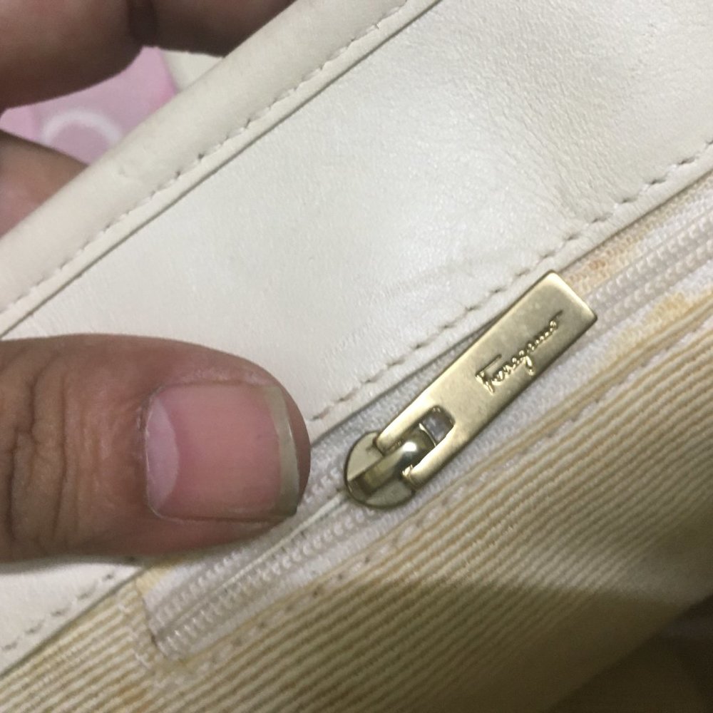 Authentic Salvatore Ferragamo Handbag - Picture 10 of 16